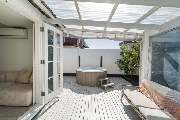 Photo of property in 207d Valley Road, Mount Maunganui, 3116