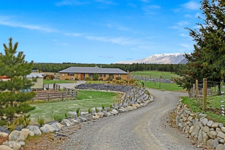 Photo of property in 85 Ben Ohau Road, Ben Ohau, Twizel, 7999
