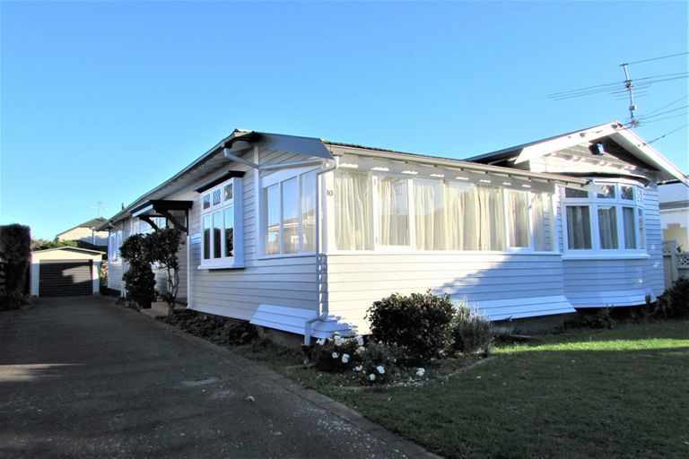 Photo of property in 10 Cudby Street, Woburn, Lower Hutt, 5011