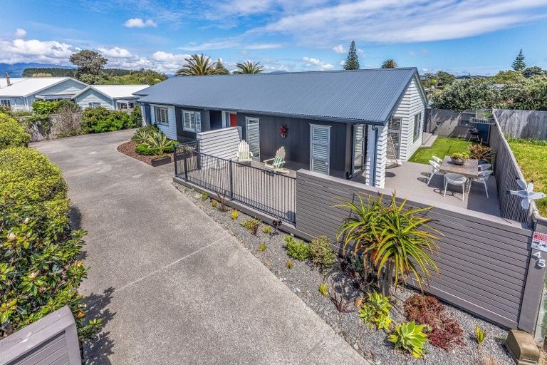 Photo of property in 45 Seagrass Place, Otaki Beach, Otaki, 5512