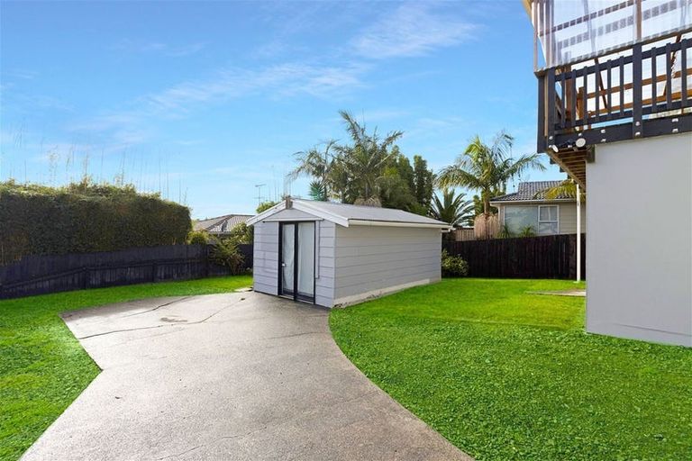 Photo of property in 62 Gallony Avenue, Massey, Auckland, 0614