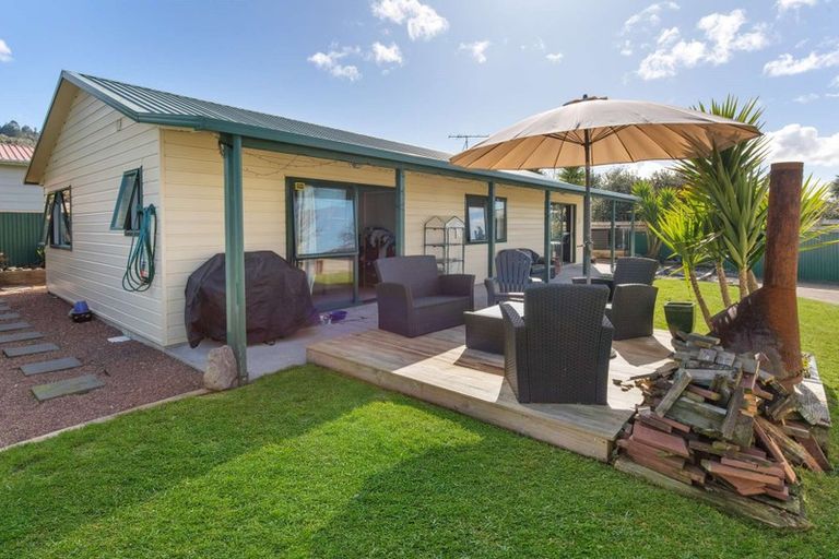 Photo of property in 11a Island View Road, Western Heights, Rotorua, 3015