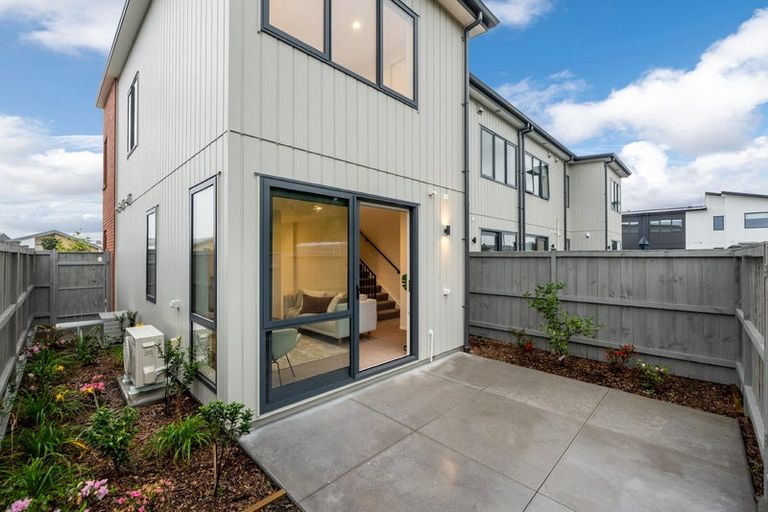 Photo of property in 3 Ngakoro Road, Karaka, Papakura, 2113