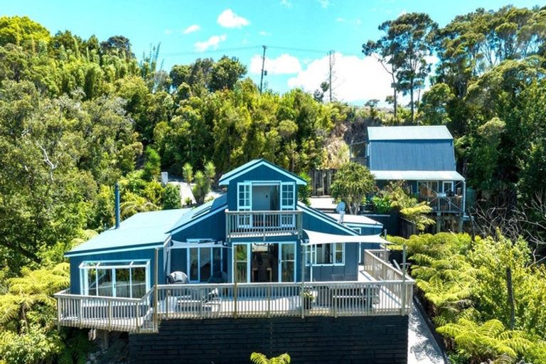 Photo of property in 9 Oromahoe Road, Opua, 0200