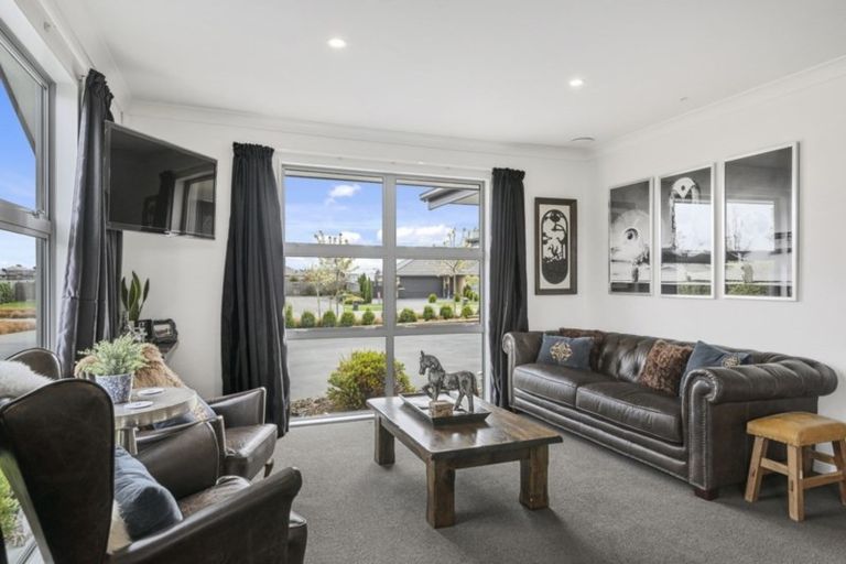 Photo of property in 25 Elizabeth Allen Drive, West Melton, 7618