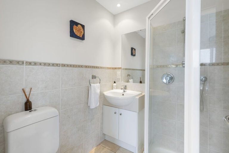 Photo of property in 4h/175 Hurstmere Road, Takapuna, Auckland, 0622