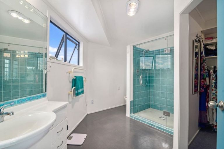 Photo of property in 12 Hulme Place, Owhata, Rotorua, 3010