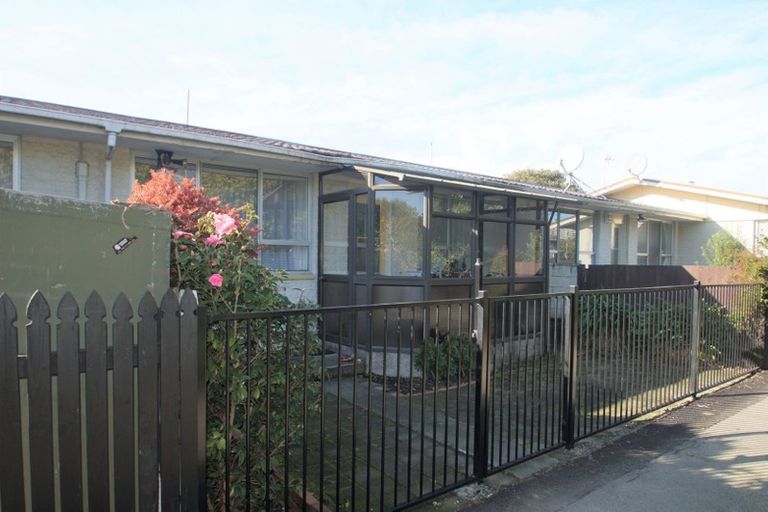 Photo of property in 2/100 Brougham Street, Addington, Christchurch, 8024