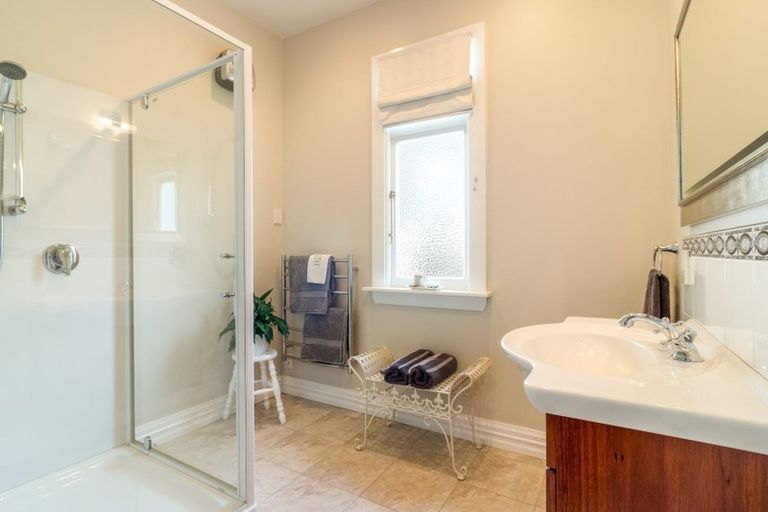 Photo of property in 20 Roa Road, Fendalton, Christchurch, 8041