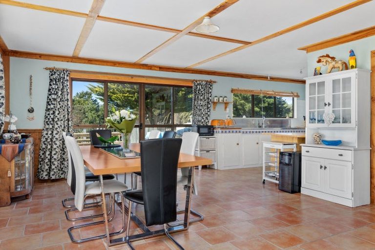 Photo of property in 3 Tamarisk Drive, Riversdale Beach, Masterton, 5872