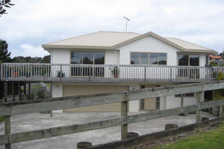Photo of property in 1187 Whangaparaoa Road, Gulf Harbour, Whangaparaoa, 0930