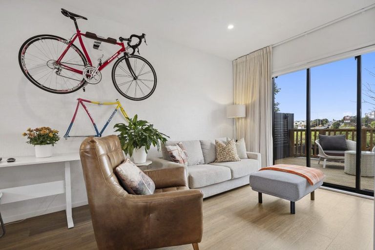 Photo of property in 26/47a Huntington Drive, Huntington Park, Auckland, 2013