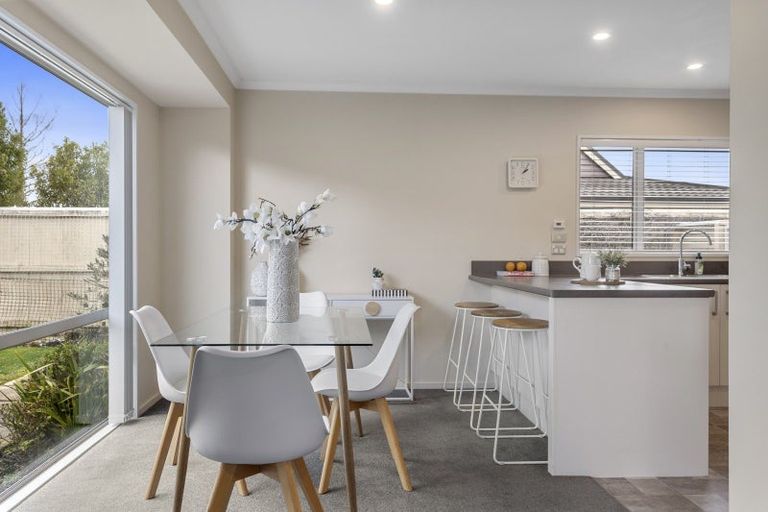 Photo of property in 3 Reeves Road, Rangiora, 7400