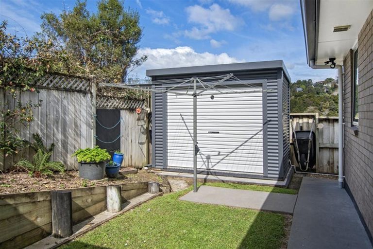 Photo of property in 12 Tieke Place, Horahora, Whangarei, 0110