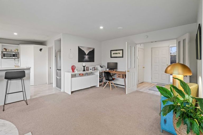 Photo of property in 206a Knowles Street, St Albans, Christchurch, 8052
