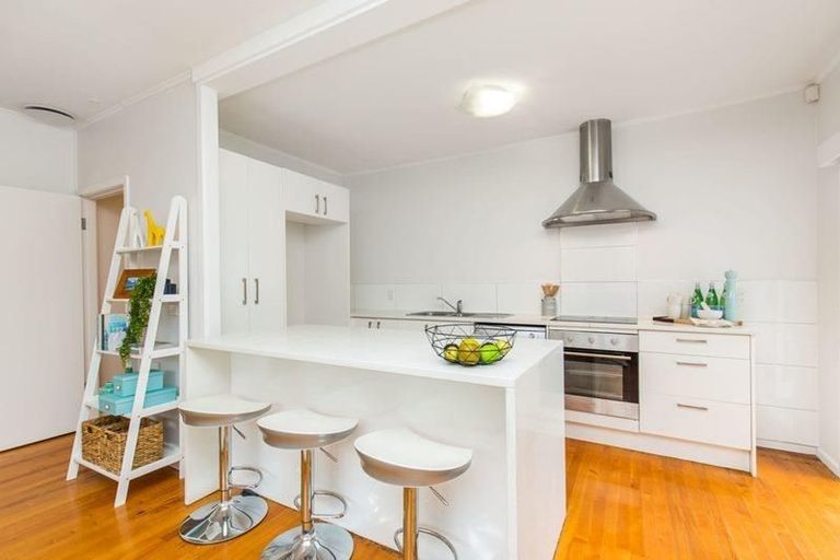 Photo of property in 94 Abbotts Way, Remuera, Auckland, 1050