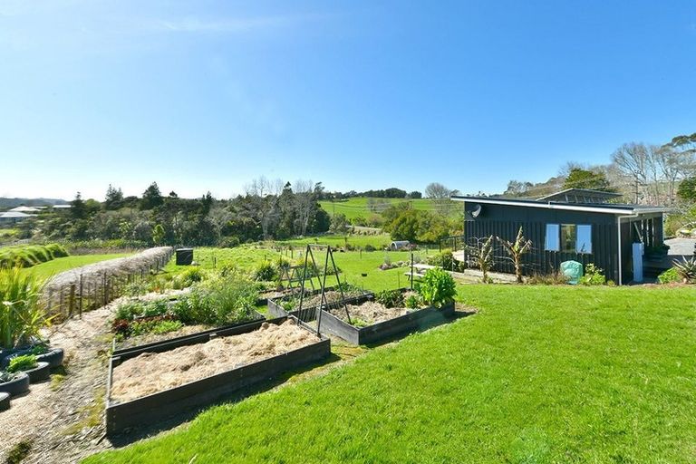Photo of property in 655 Kaipara Coast Highway, Kaukapakapa, 0871
