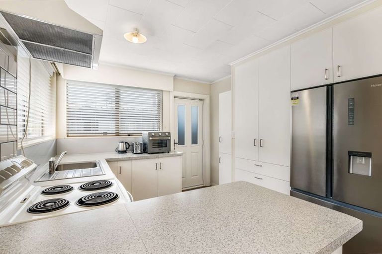 Photo of property in 131a Waikawa Road, Picton, 7220