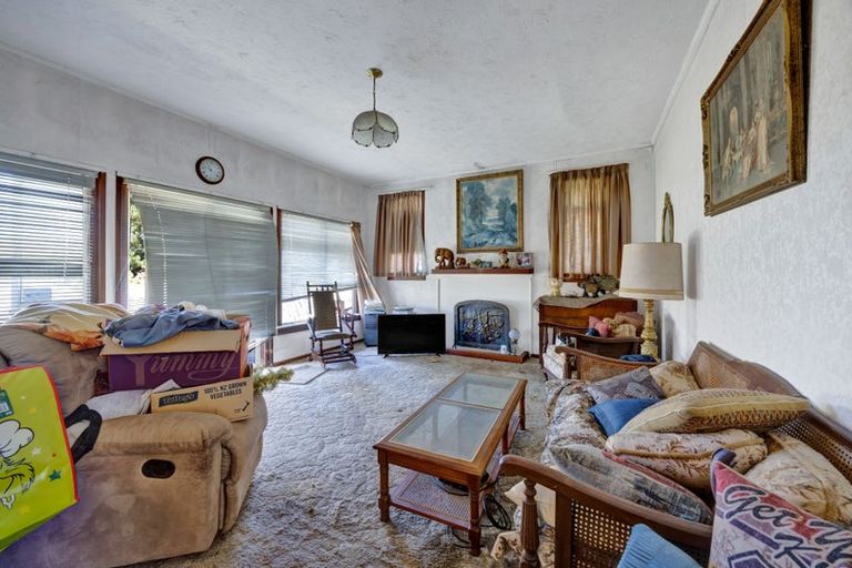 Photo of property in 56 Victoria Street, Patea, 4520