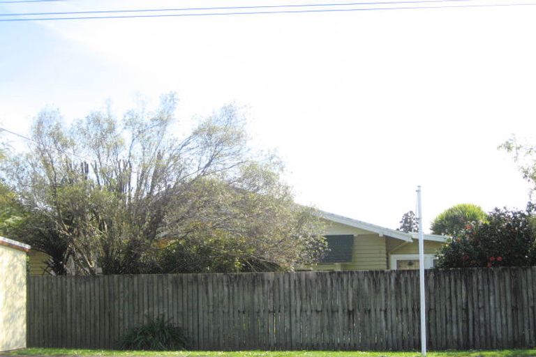 Photo of property in 60a Brois Street, Frankleigh Park, New Plymouth, 4310