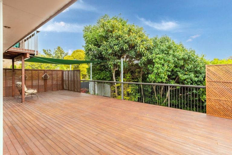 Photo of property in 13a Cambridge Terrace, Taradale, Napier, 4112