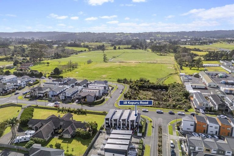 Photo of property in 18 Kopuru Road, Whenuapai, Auckland, 0618