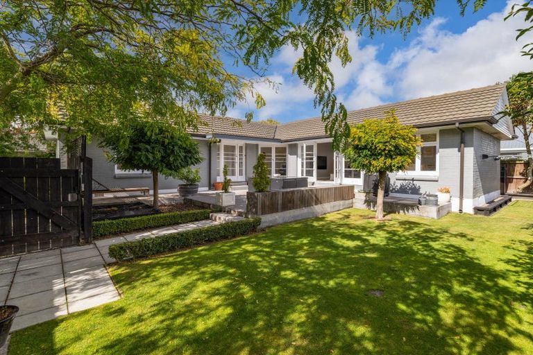 Photo of property in 133 Condell Avenue, Papanui, Christchurch, 8053