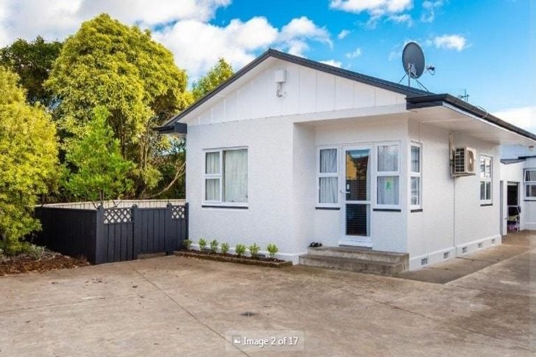 Photo of property in 2/49 Te Mata Road, Havelock North, 4130