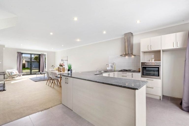 Photo of property in 33 Mcginty Street, Takanini, 2112