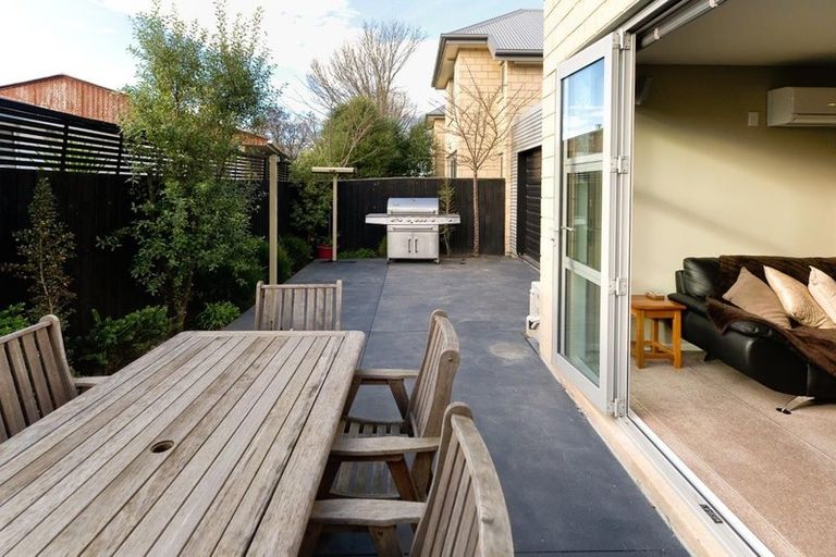 Photo of property in 39c Whitmore Street, Edgeware, Christchurch, 8013