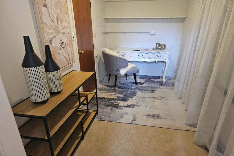 Photo of property in 70 Aberfeldy Avenue, Highland Park, Auckland, 2010