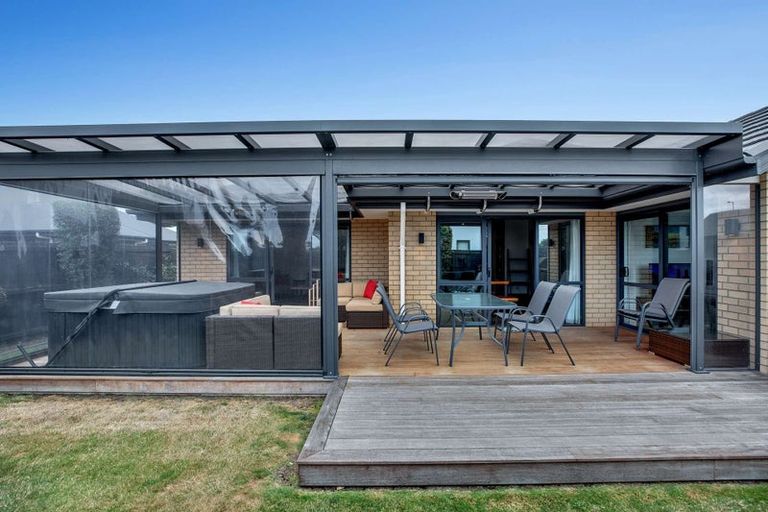 Photo of property in 5 Raranga Street, Marshland, Christchurch, 8083