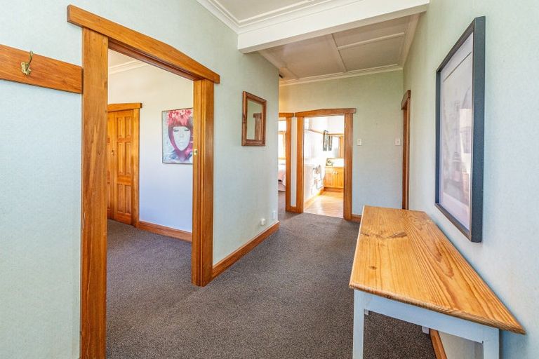 Photo of property in 28 Surrey Road, Springvale, Whanganui, 4501