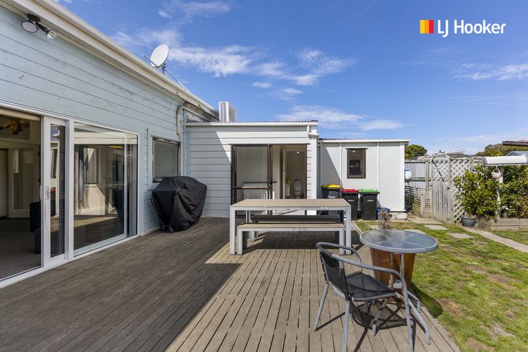 Photo of property in 23 Burns Street, South Dunedin, Dunedin, 9012