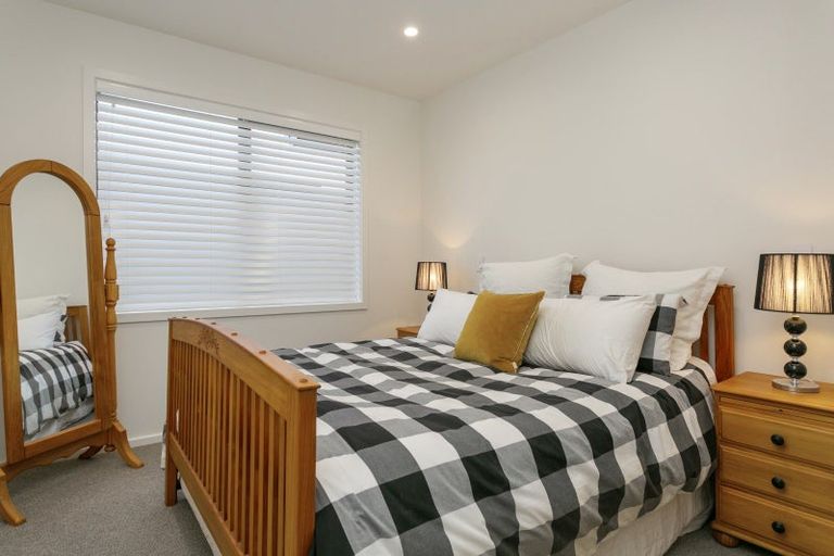 Photo of property in 14 Seven Oaks Drive, Kinloch, Taupo, 3377