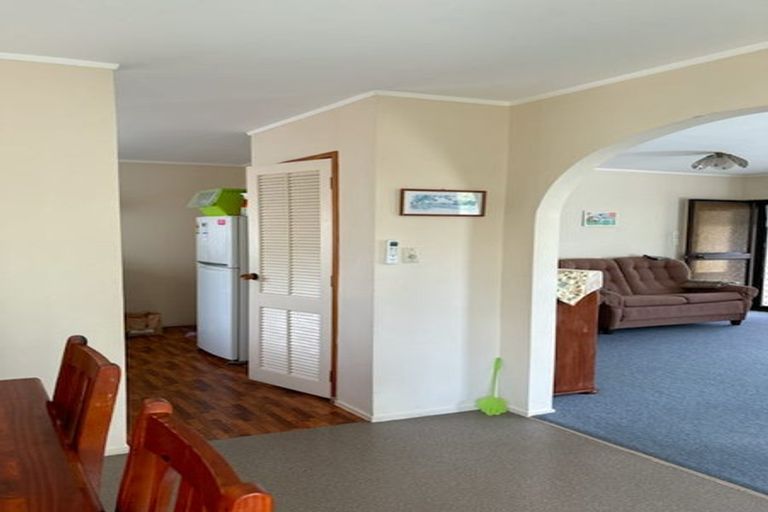 Photo of property in 1/12 Mimosa Place, Half Moon Bay, Auckland, 2012