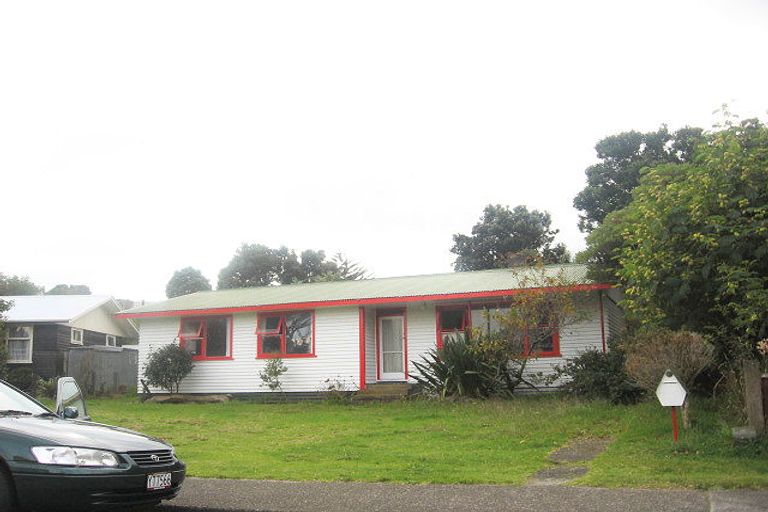 Photo of property in 11 Tarawa Street, Paekakariki, 5034