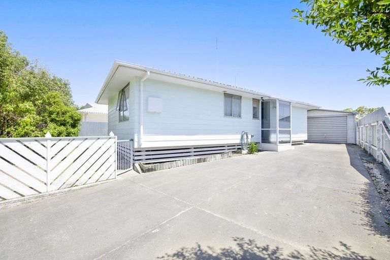 Photo of property in 16/2 Perry Crescent, Greenmeadows, Napier, 4112