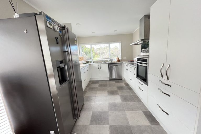 Photo of property in 37 Nicholas Road, Somerville, Auckland, 2014