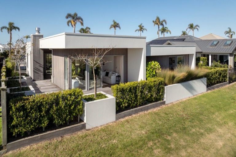 Photo of property in 15 Montiicola Drive, Papamoa Beach, Papamoa, 3118