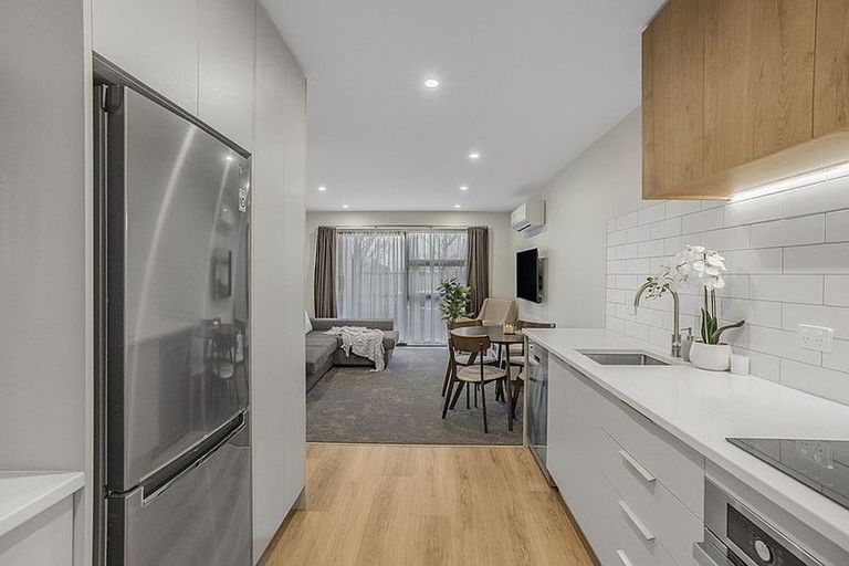 Photo of property in 8 Te Ara O Ralph Olsen, Wainuiomata, Lower Hutt, 5014