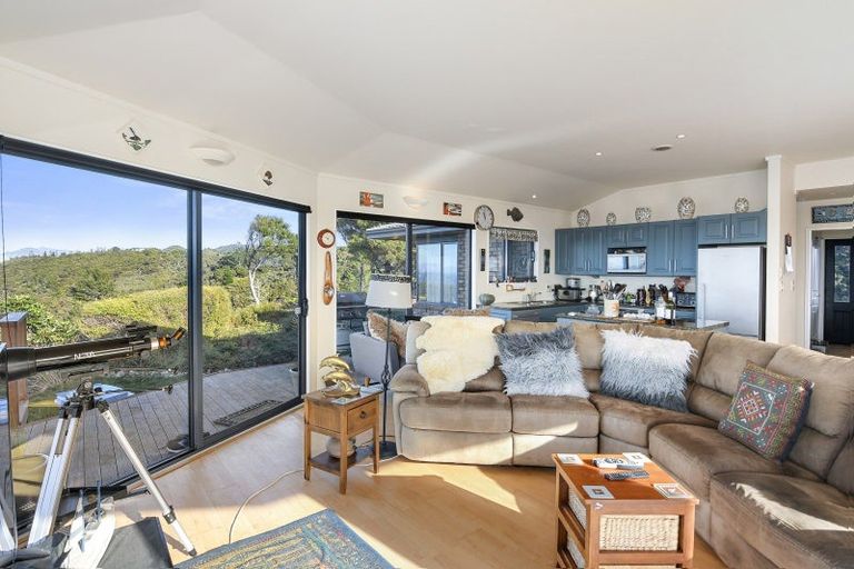 Photo of property in 51 Wharariki Road, Puponga, Collingwood, 7073