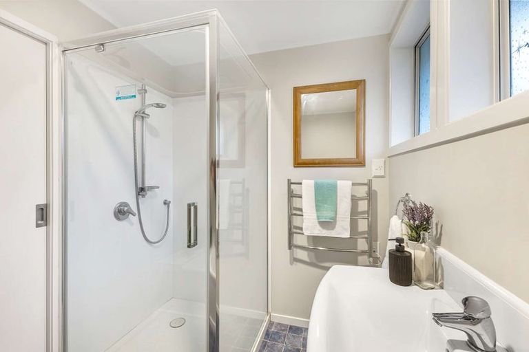 Photo of property in 14 Harriet Place, Spotswood, New Plymouth, 4310