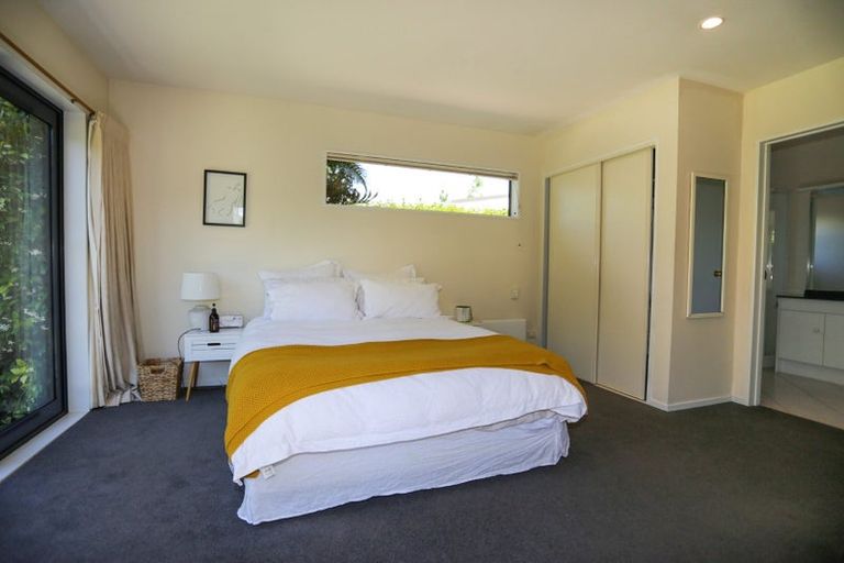 Photo of property in 1/55 Mcfaddens Road, St Albans, Christchurch, 8052