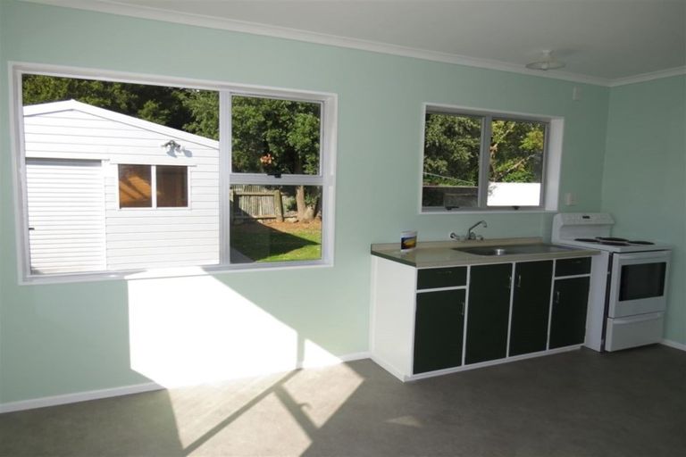 Photo of property in 13 Strathmore Avenue, Levin, 5510