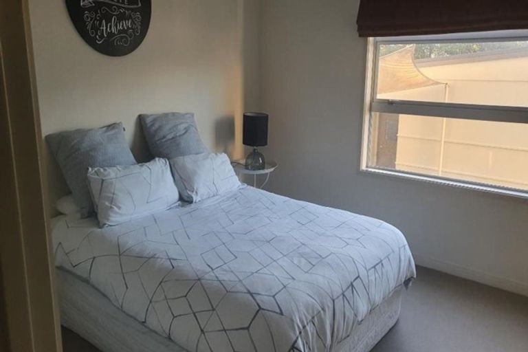 Photo of property in Quarterdeck, 3/4 Buller Street, New Plymouth, 4310