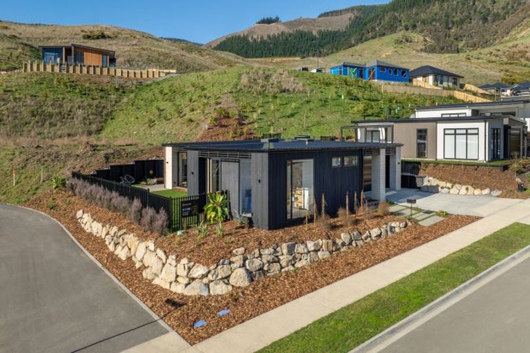 Photo of property in 75 Sunningdale Drive, Stoke, Nelson, 7011