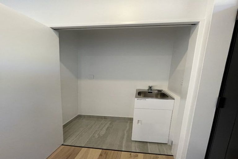 Photo of property in 2/13 Fancourt Street, Karori, Wellington, 6012