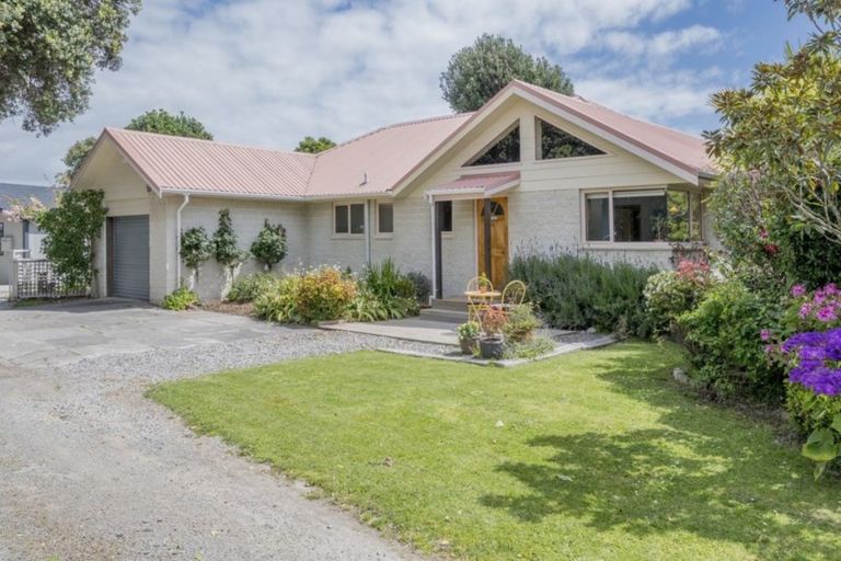 Photo of property in 129c Rangiuru Road, Otaki Beach, Otaki, 5512