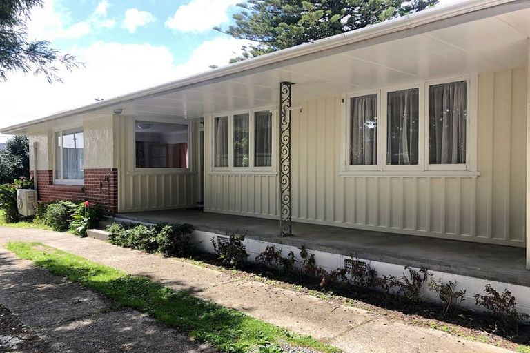 Photo of property in 2/54 Kings Crescent, Hutt Central, Lower Hutt, 5010